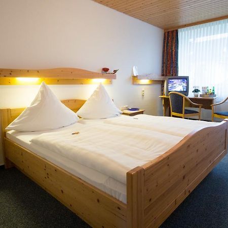 Hotel Am Lingelbach Knüllwald Habitación foto