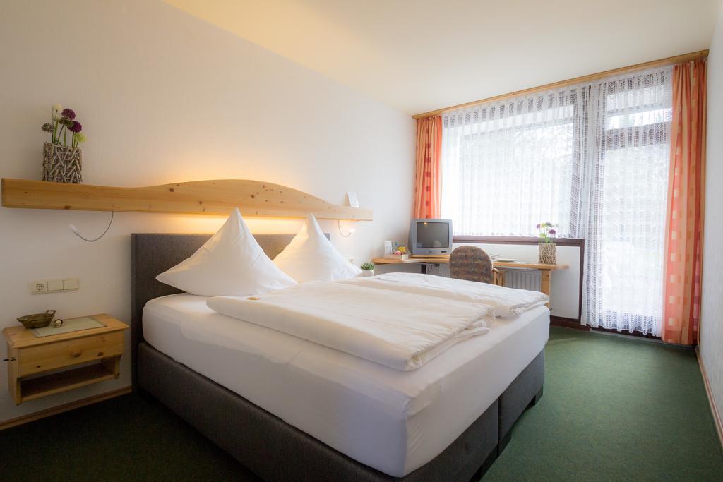 Hotel Am Lingelbach Knüllwald Habitación foto